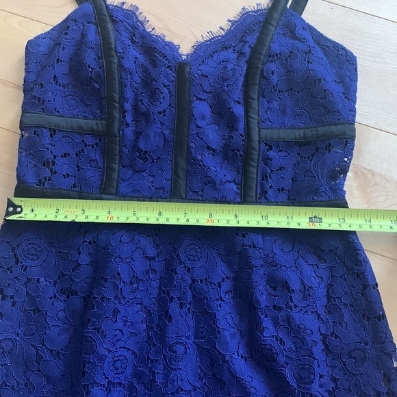 Express Corset Lace Dress Sz4 -Like New - Picture 10 of 11